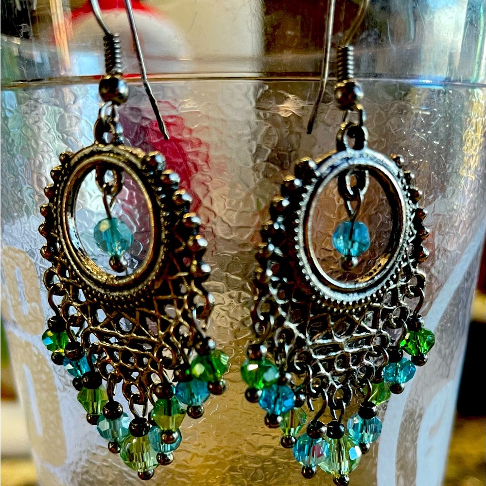 Beautiful Silver tone crystal dangle earrings